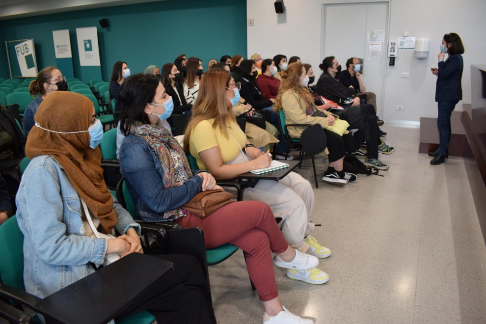 Early Childhood Education students from the Erasmushogeschool Brussel visit UManresa, attracted by the University’s scientific educational programmes